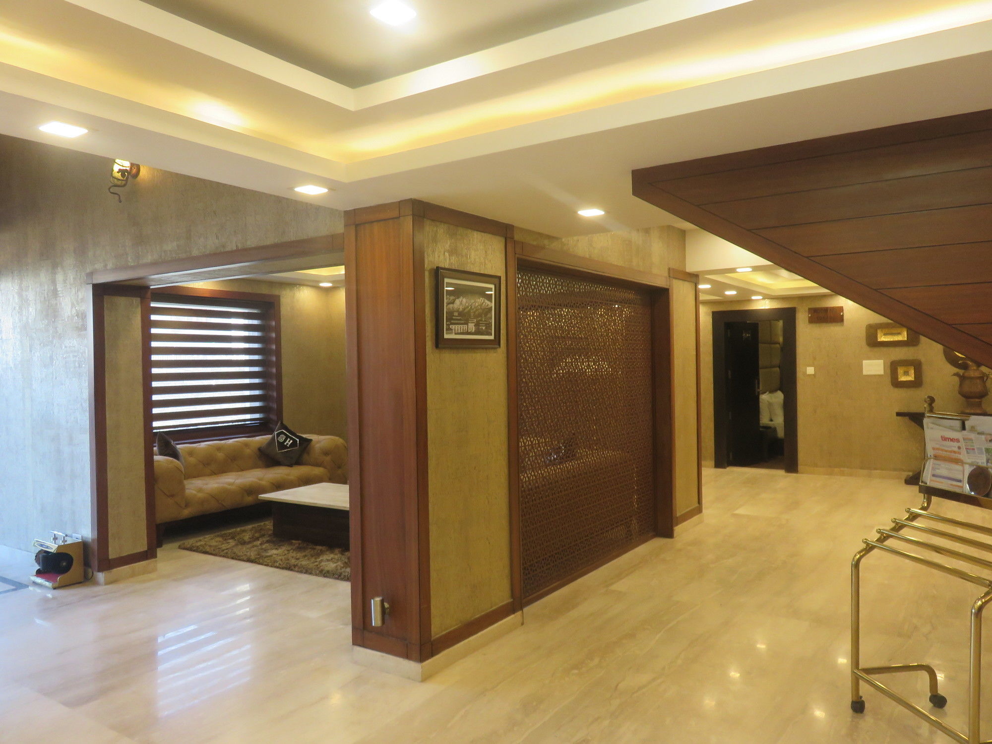 Clarks Inn Srinagar Bagian luar foto